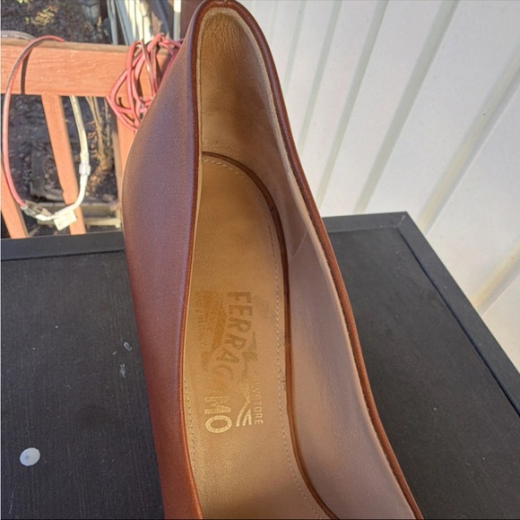 Salvatore Ferragamo Brown Leather Pumps 11 B - Picture 3 of 5